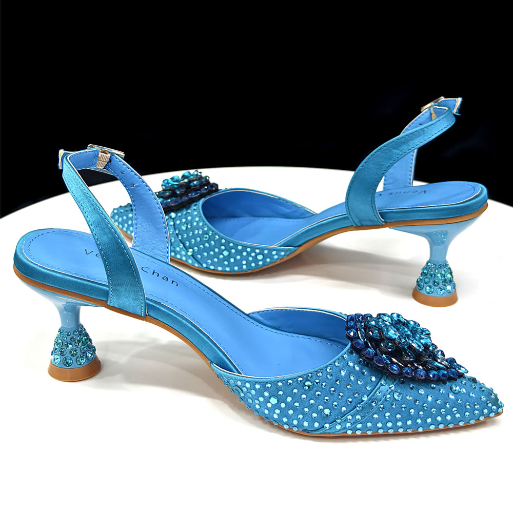 Ensemble Talons Aiguilles et P - Wedding Vendor avis et prix